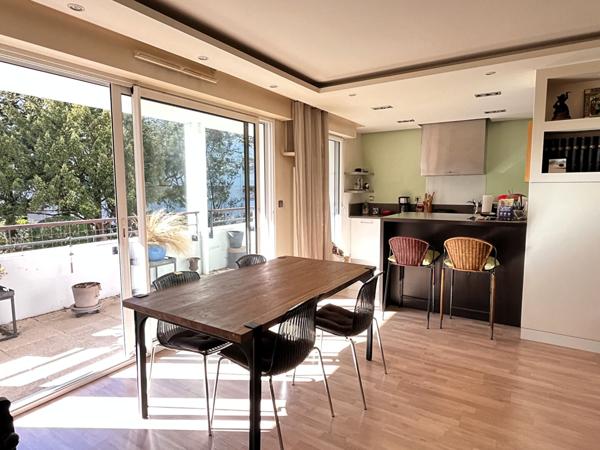 Appartement Nantes 3 pièce(s) 84.10 m2,  
Nantes 44000