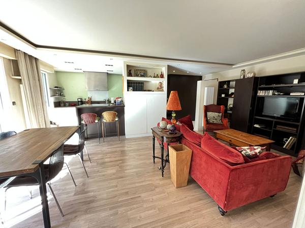 Appartement Nantes 3 pièce(s) 84.10 m2,  
Nantes 44000