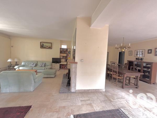 Maison à vendre 9 pièces 210 m² Buchères