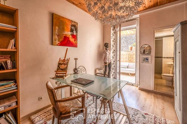 Appartement avec terrasse, au calme, à deux pas des Halles de Narbonne