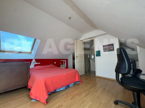 MAISON FAMILLIALE 247M² HABITABLE A 5MIN DE LA GARE LIGNE P GARE DE L'EST