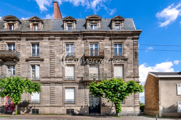 Appartement
                                                                                                                                                                                                                                                                                                                        5 pièce(s)                                                                                                                                                                                                          2 chambre(s)                                                                                                                                                                                                          124.79  m²