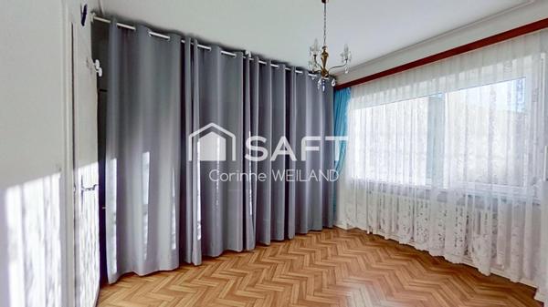 Maison habitable de plain-pied sur sous-sol complet dont garage 2 voitures, terrasse, 3 chambres, donnant sur la forêt