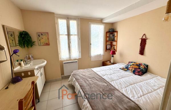 100 m du sentier de la Corniche maison 6 Pièces