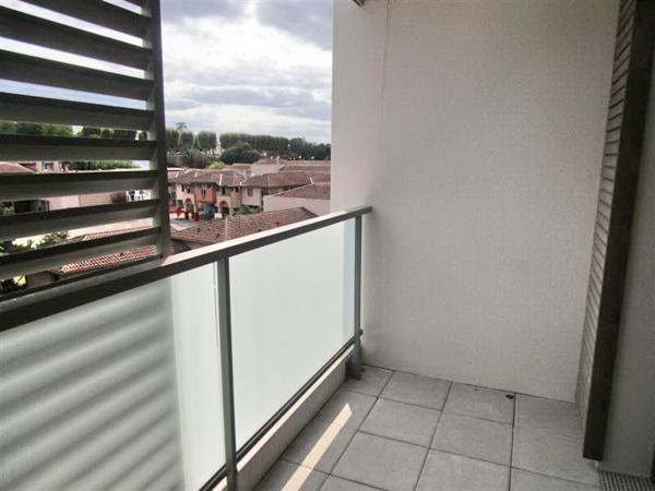 Appartement à vendre Mont De Marsan centre ville T2 loué parking balcon investisseurs