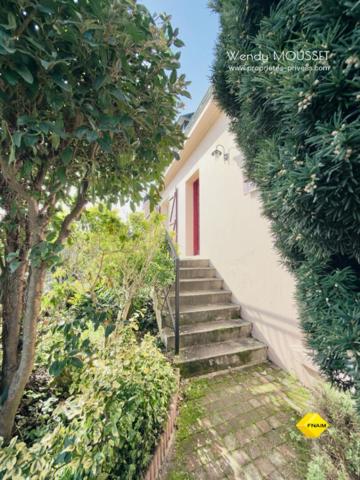 VANNES NORD - Belle opportunité pour cette maison familiale à réinventer