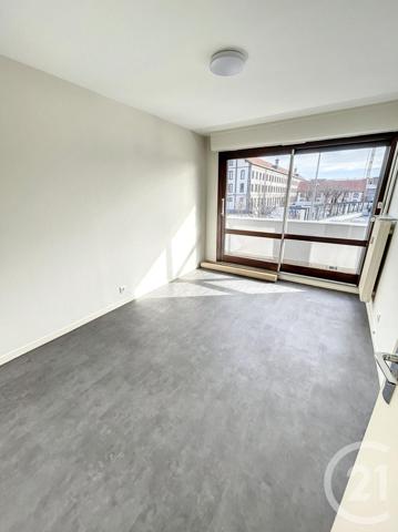Appartement F4 à vendre  4 pièces - 98,46 m2 RIOM - 63