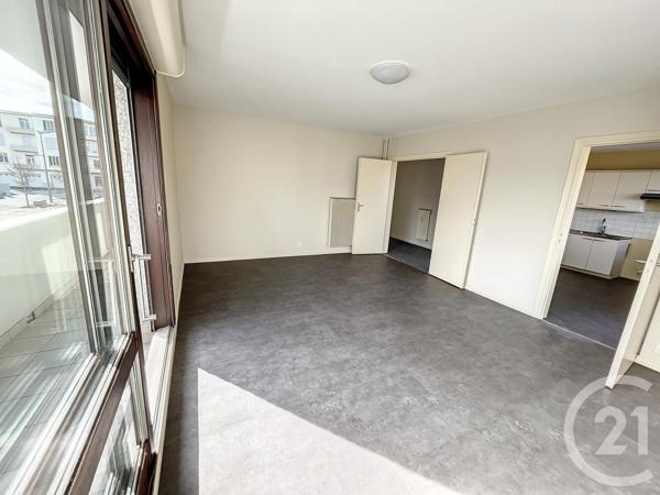 Appartement F4 à vendre  4 pièces - 98,46 m2 RIOM - 63