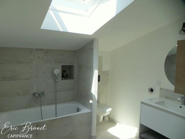 AUDENGE - maison entièrement rénovée au calme / 2 chambres dont une parentale