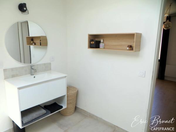 AUDENGE - maison entièrement rénovée au calme / 2 chambres dont une parentale