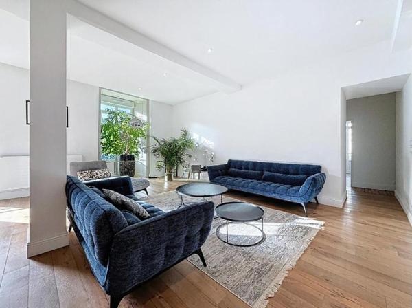 VANNES CENTRE, PORT À 50 MÈTRES. APPARTEMENT D'EXCEPTION de 150,50 m², 4 chambres. Élégance et prestations haut de gamme