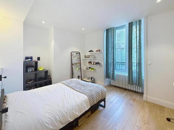 VANNES CENTRE, PORT À 50 MÈTRES. APPARTEMENT D'EXCEPTION de 150,50 m², 4 chambres. Élégance et prestations haut de gamme