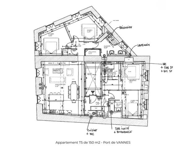 VANNES CENTRE, PORT À 50 MÈTRES. APPARTEMENT D'EXCEPTION de 150,50 m², 4 chambres. Élégance et prestations haut de gamme