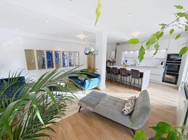 VANNES CENTRE, PORT À 50 MÈTRES. APPARTEMENT D'EXCEPTION de 150,50 m², 4 chambres. Élégance et prestations haut de gamme