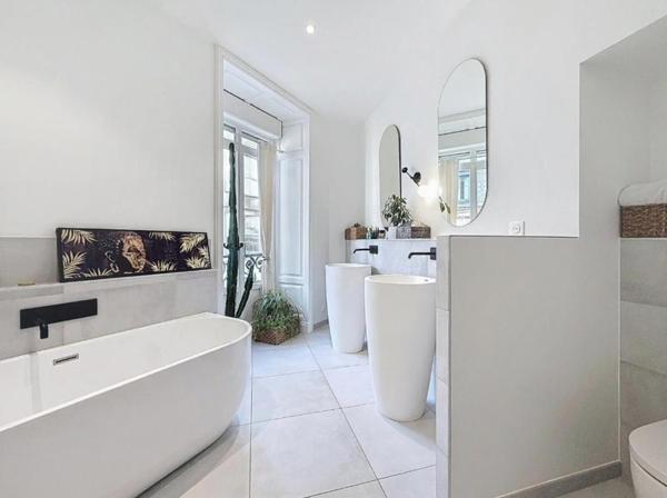 VANNES CENTRE, PORT À 50 MÈTRES. APPARTEMENT D'EXCEPTION de 150,50 m², 4 chambres. Élégance et prestations haut de gamme