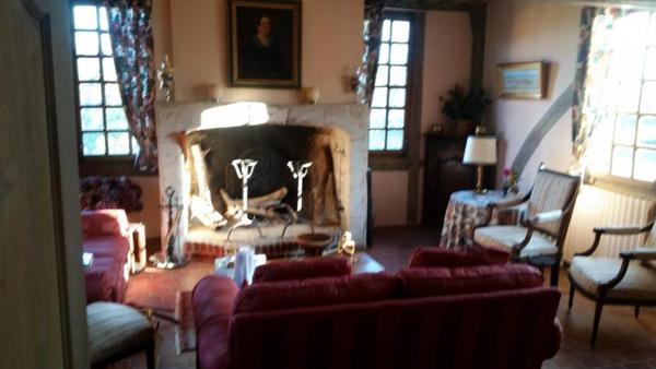 Belle propriété normande constituée de 3 maisons et piscine