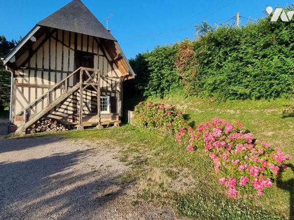 Belle propriété normande constituée de 3 maisons et piscine