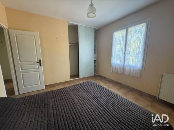 Maison à vendre 4 pièces 136 m² Saint-Pierre-d'Eyraud