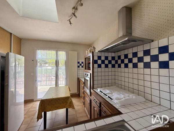 Maison à vendre 4 pièces 136 m² Saint-Pierre-d'Eyraud