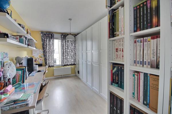 Appartement 4 pièces 81 m² + balcon 7 m² + parking