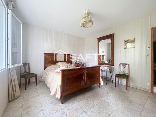 Maison Familiale d'environ 150 M2 avec double garage sur 2143 m2 de parcelle