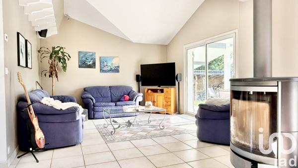 Maison à vendre 5 pièces 140 m² La Lande-de-Fronsac