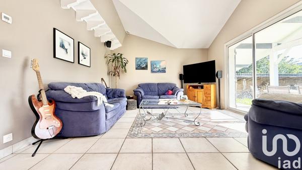 Maison à vendre 5 pièces 140 m² La Lande-de-Fronsac