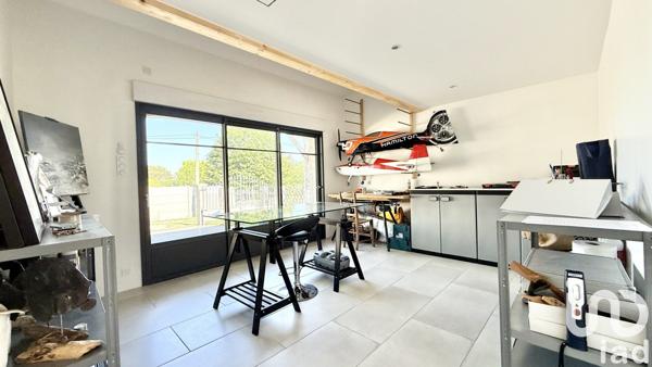 Maison à vendre 5 pièces 140 m² La Lande-de-Fronsac