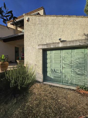 L'Isle-sur-la-Sorgue (84800) VILLA TRADITIONNELLE 117m² avec 3 CHAMBRES, CAVE,GARAGE - 10min A PIED DU CENTRE VILLE