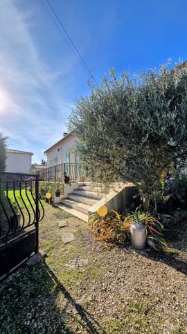 L'Isle-sur-la-Sorgue (84800) VILLA TRADITIONNELLE 117m² avec 3 CHAMBRES, CAVE,GARAGE - 10min A PIED DU CENTRE VILLE