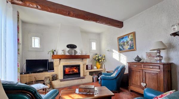 L'Isle-sur-la-Sorgue (84800) VILLA TRADITIONNELLE 117m² avec 3 CHAMBRES, CAVE,GARAGE - 10min A PIED DU CENTRE VILLE