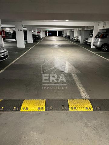2 Parking  en sous sol - Hyper centre Le Mans