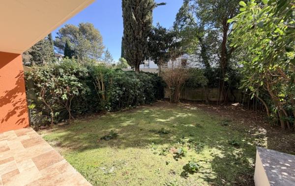 Vente Appartement P2 avec jardin - Beaux Arts rénové(e) Montpellier   