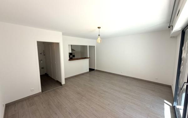 Vente Appartement P2 avec jardin - Beaux Arts rénové(e) Montpellier   