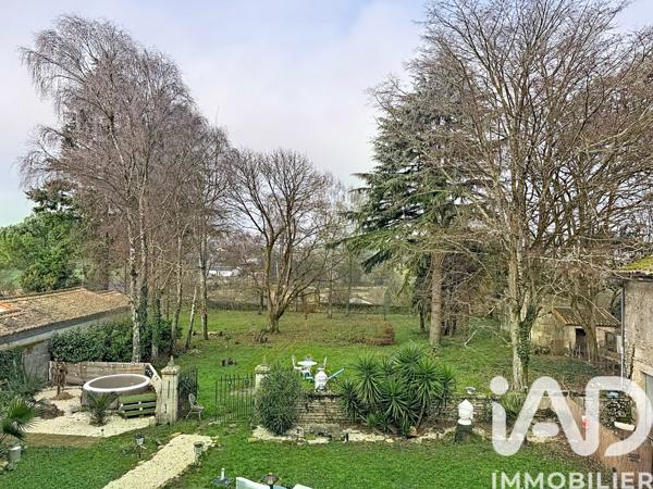 Maison à vendre 9 pièces 294 m² Champdeniers