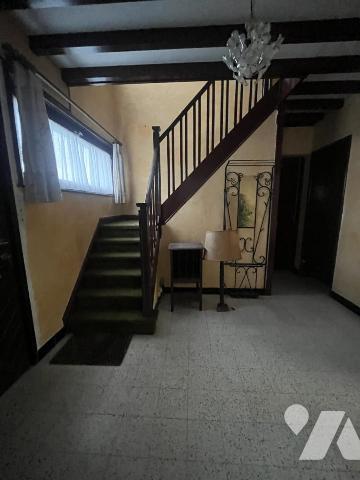 PAVILLON SEMI-INDIVIDUEL A RENOVER