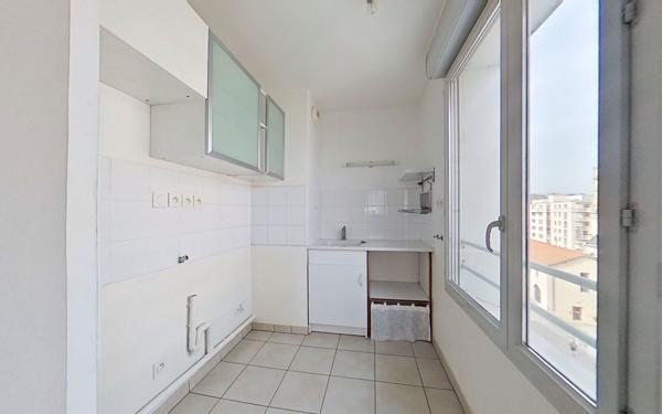 Appartement à vendre    2 pièces • 40 m2 Lyon 7