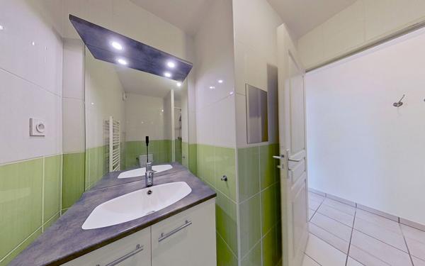 Appartement à vendre    2 pièces • 40 m2 Lyon 7