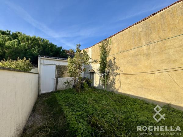 MAISON DE PLAIN PIED A RENOVER