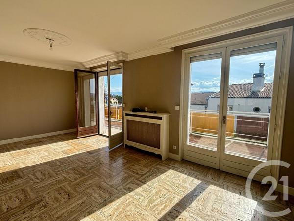 Maison à vendre  6 pièces - 191,09 m2 ST PRIEST EN JAREZ - 42