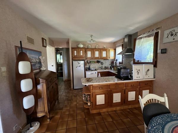 Maison à vendre 232 650 € Beynat 6 p 154 m² DPE D