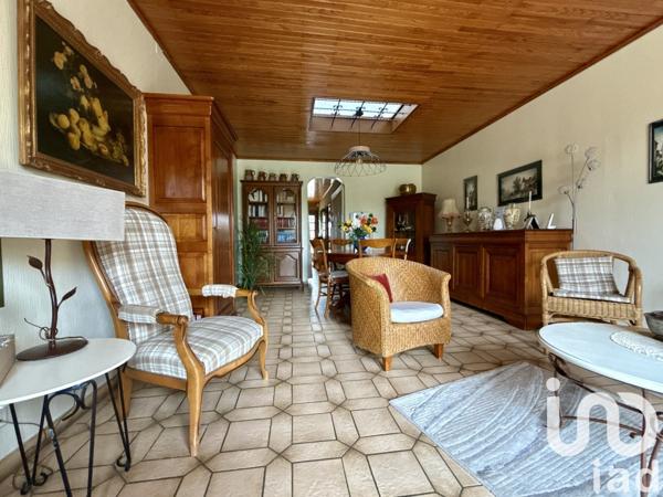 Maison 5 pièces de 120 m² à Saint-Cyr-sur-Loire (37540)
