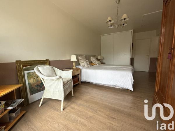 Maison 5 pièces de 120 m² à Saint-Cyr-sur-Loire (37540)