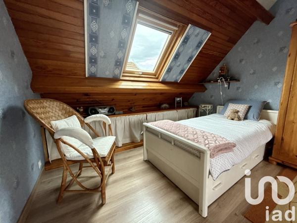 Maison 5 pièces de 120 m² à Saint-Cyr-sur-Loire (37540)