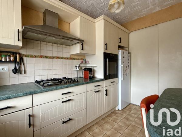 Maison 5 pièces de 120 m² à Saint-Cyr-sur-Loire (37540)