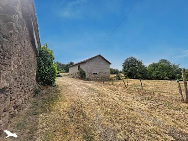 Maison à vendre 17 000 € Vayres 2 p 61 m² DPE