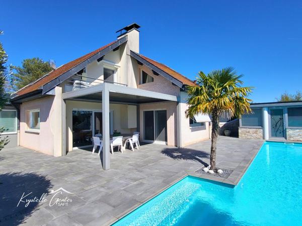 Maison familiale avec piscine au coeur de la nature!