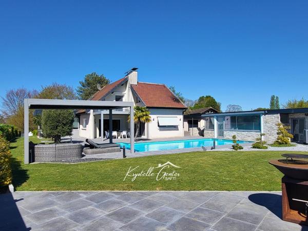 Maison familiale avec piscine au coeur de la nature!