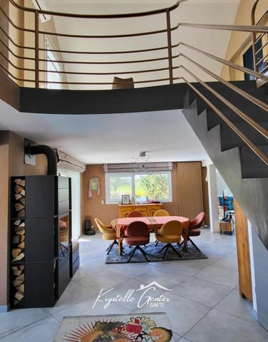 Maison familiale avec piscine au coeur de la nature!