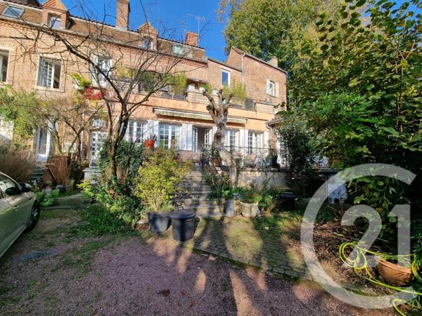 Appartement T4 à vendre  5 pièces - 145,48 m2 LOUHANS - 71